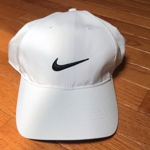 BRAND NEW white nike unisex golf hat